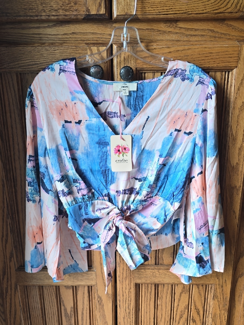 entro Pastel Blue & Pink Tie-Front V-Neck Blouse
